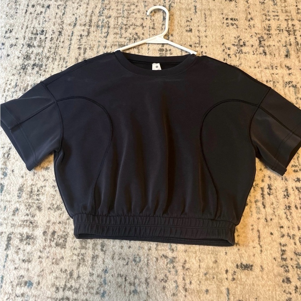 Lululemon softstreme gathered tshirt